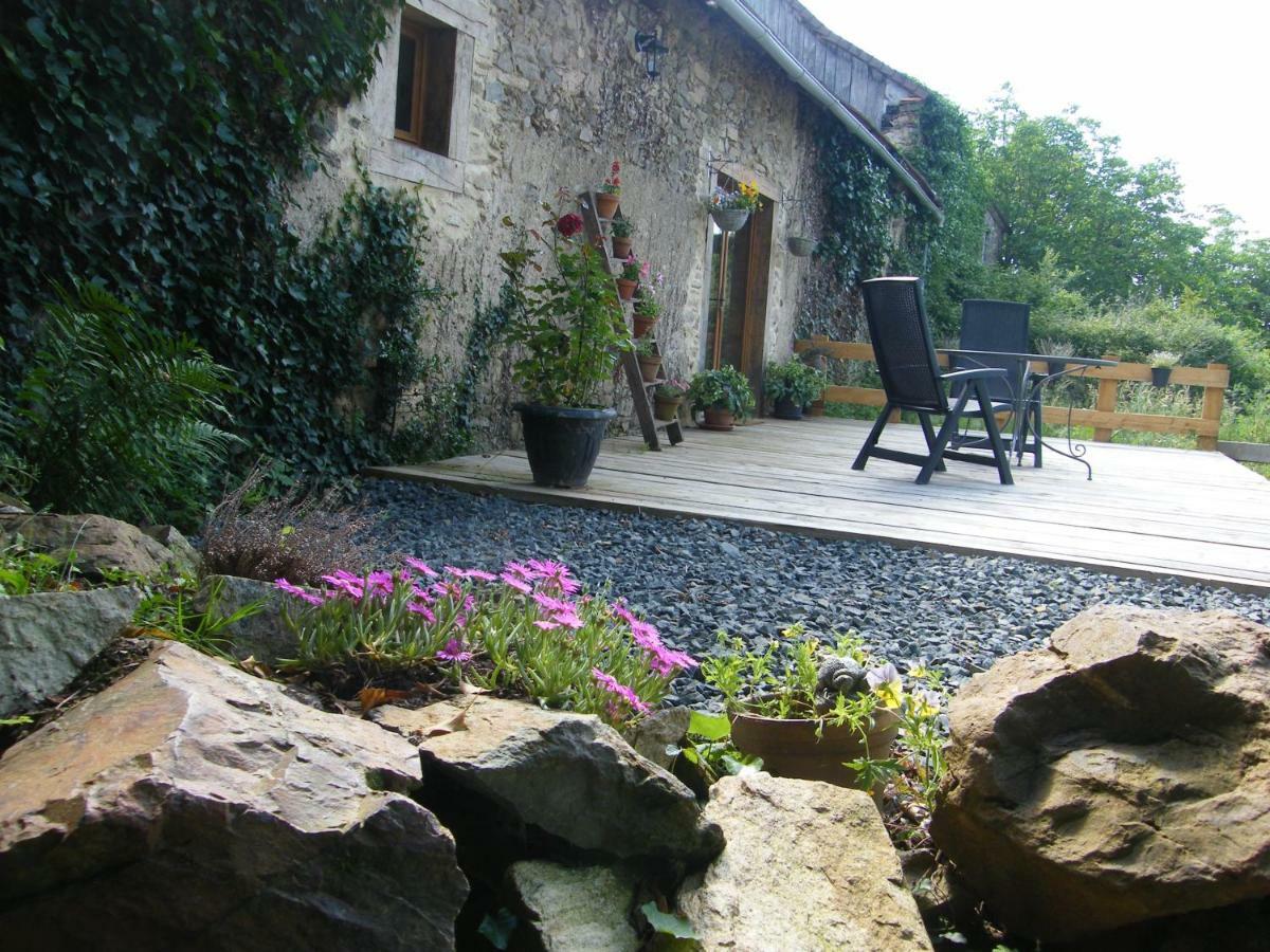 Pear Tree Gite Génis Exterior photo